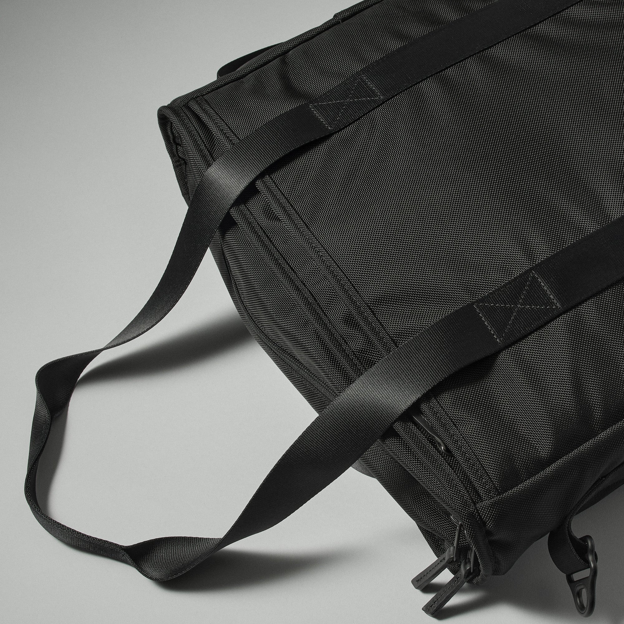 LUCA- 4 Bottle Carrier